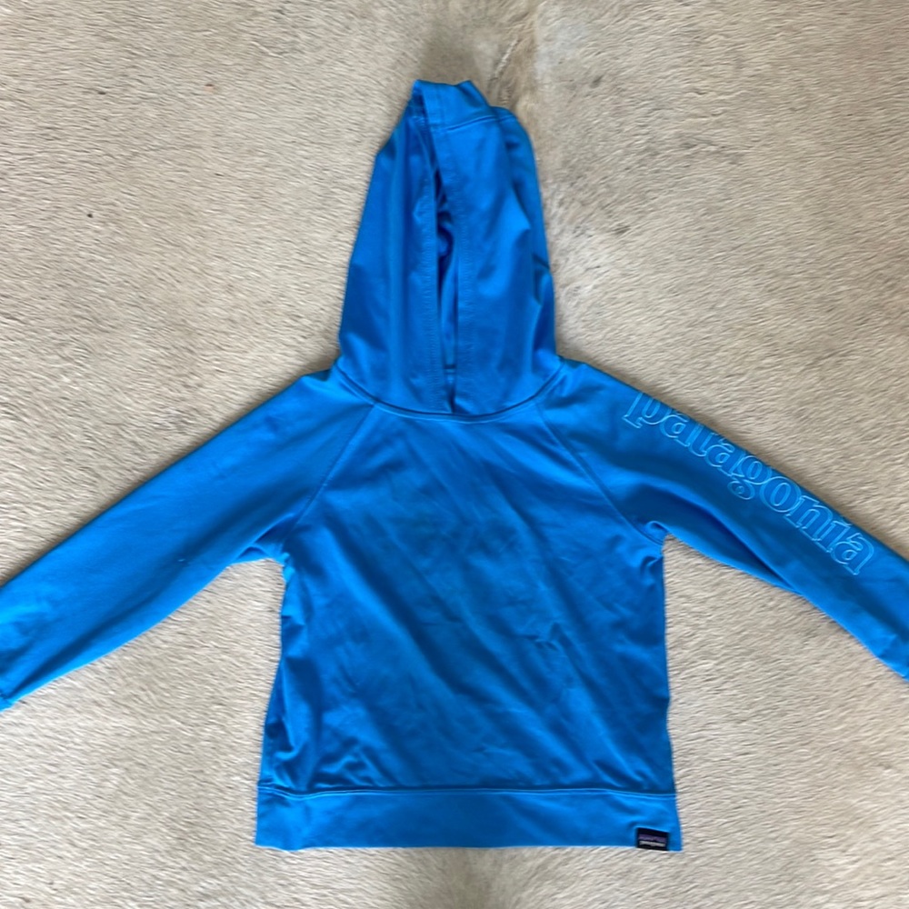 Used Patagonia sun shirt size 3